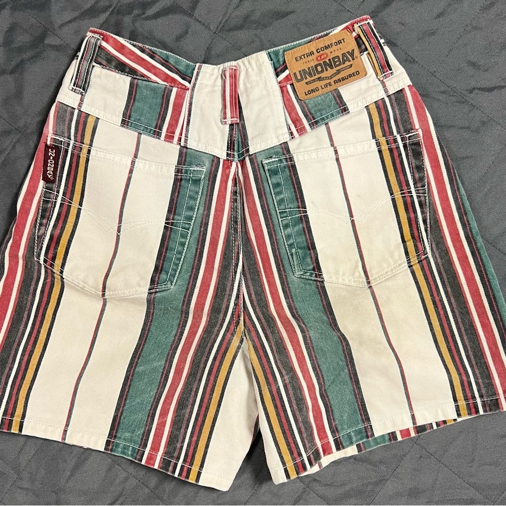 Vintage UNIONBAY women’s Multi-Color Striped Jean Shorts
